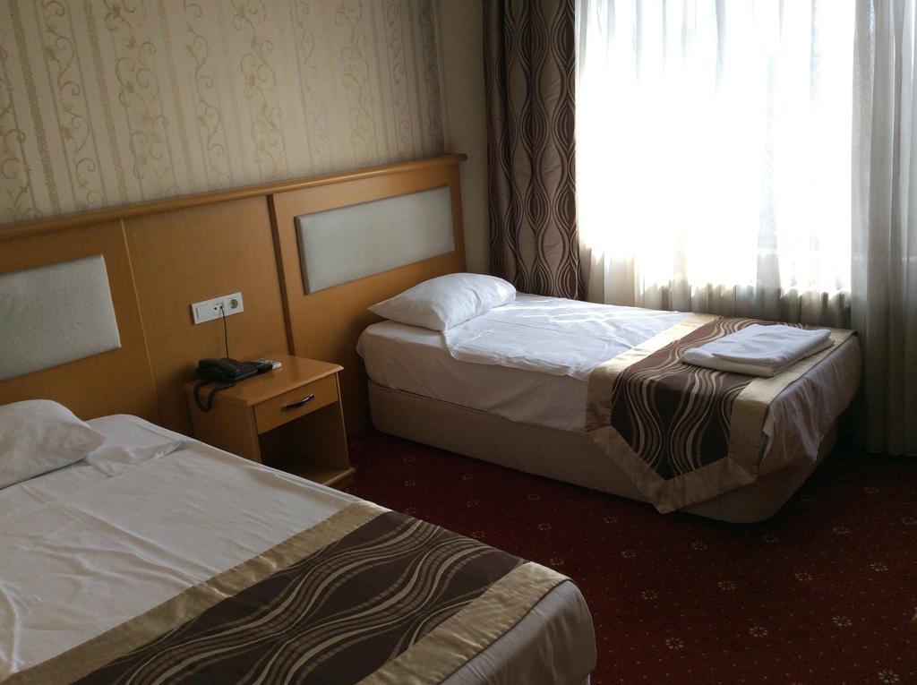 Ilicak Hotel Istanboel Kamer foto