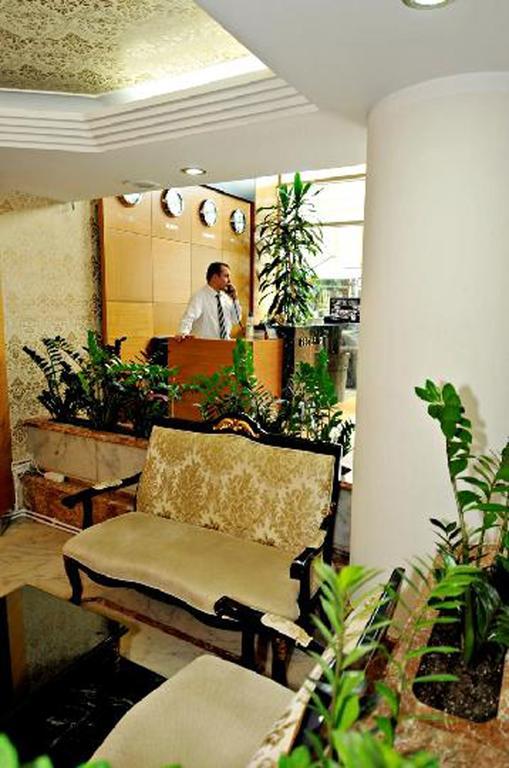 Ilicak Hotel Istanboel Buitenkant foto
